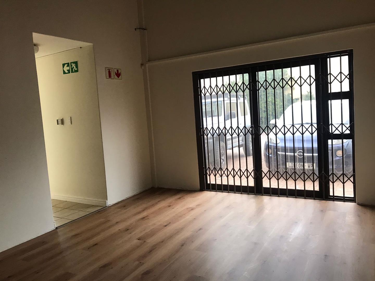 To Let commercial Property for Rent in Phoenix Western Cape